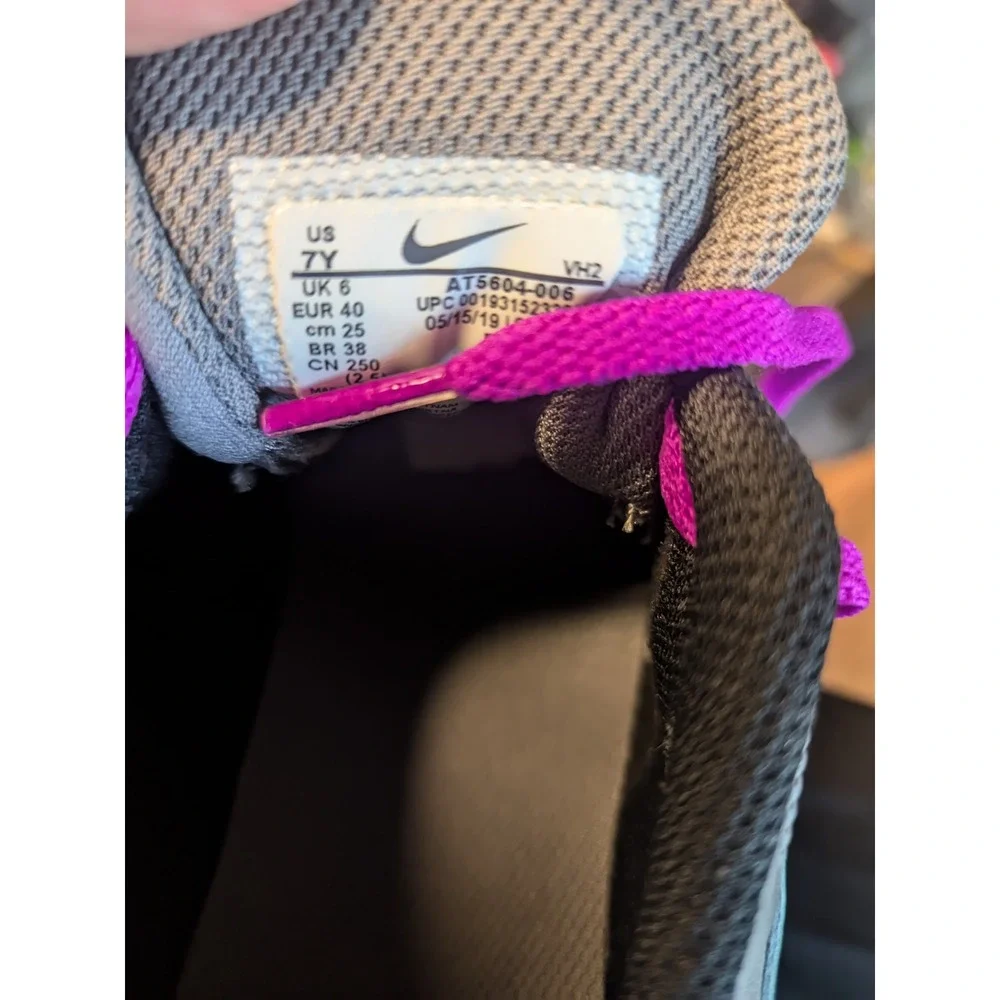 Nike Boys LD Victory AT5604-006 Gray‎ Running Shoes Sneakers Size 7Y